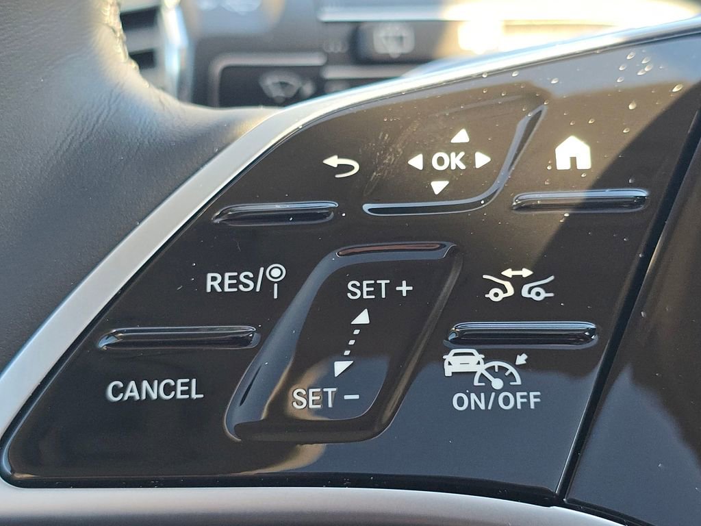 New 2026 Mercedes-Benz GLS 450 4MATIC image 36