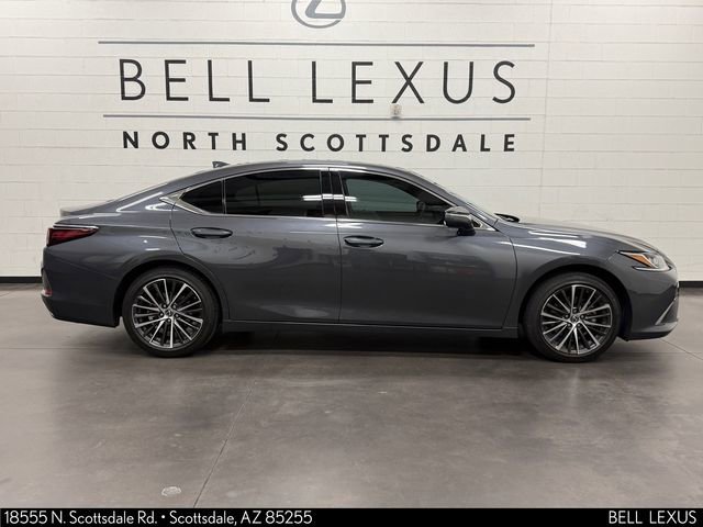 Used 2024 Lexus ES 350 w/ Premium Package FWD image 3