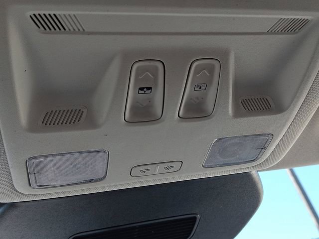 Certified 2025 Ford Escape SE image 27