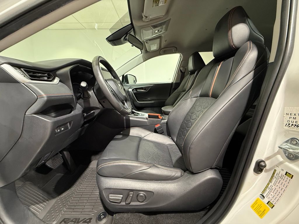 Used 2024 Toyota RAV4 Adventure AWD/4WD image 13