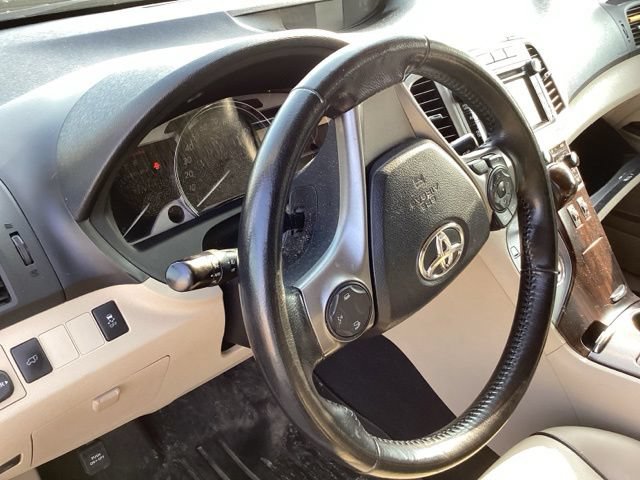 Used 2013 Toyota Venza XLE AWD/4WD image 26