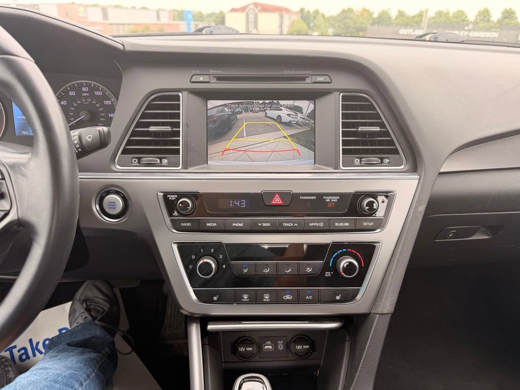 Used 2017 Hyundai Sonata Sport w/ Value Edition Package 02 FWD image 3