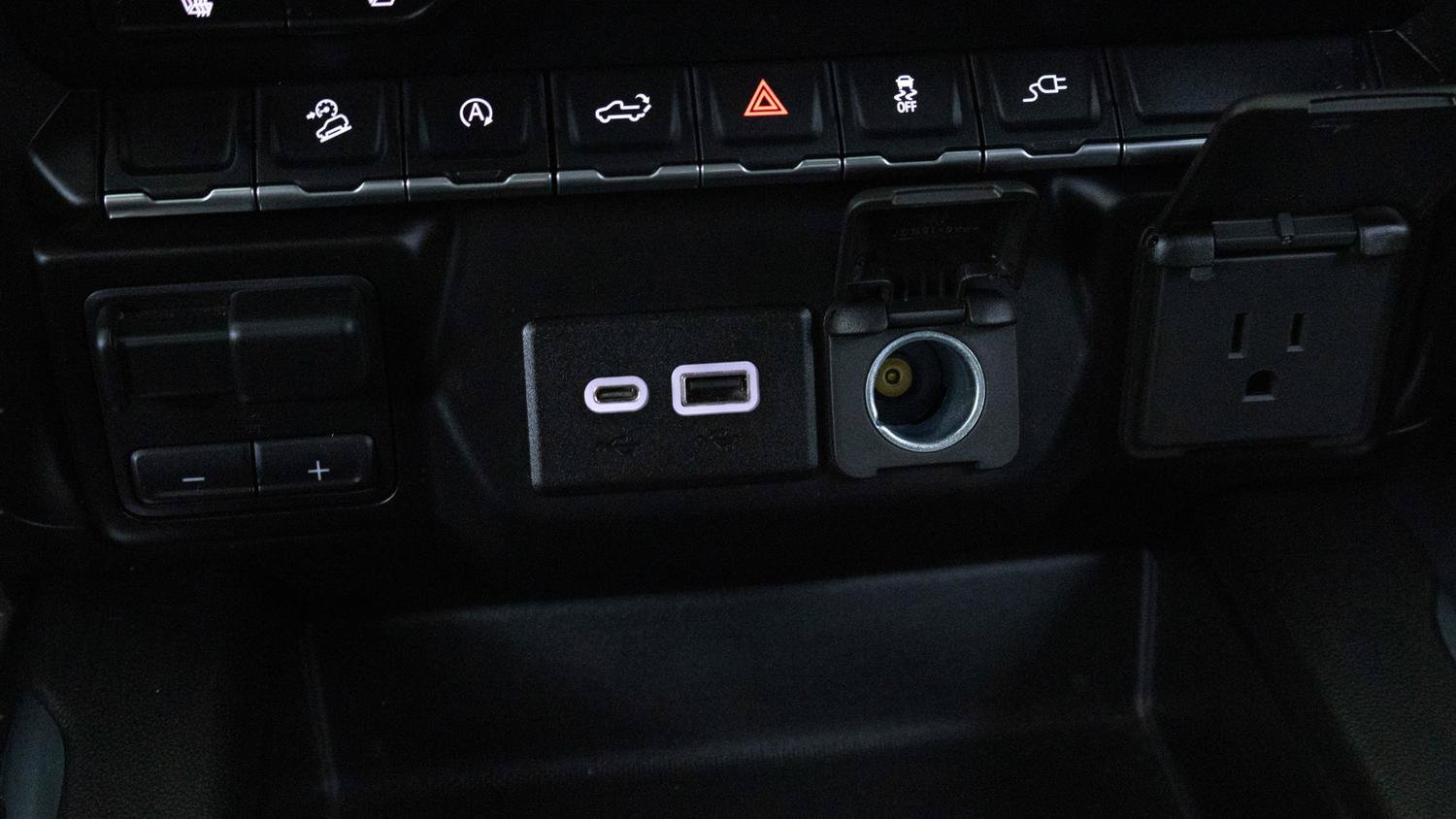Used 2019 Chevrolet Silverado 1500 RST AWD/4WD image 21