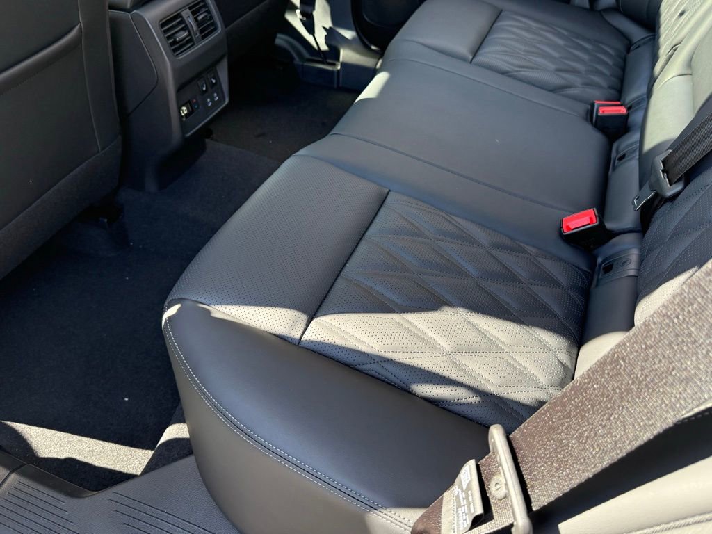 New 2026 Nissan Rogue Platinum w/ Platinum Premium Package image 17