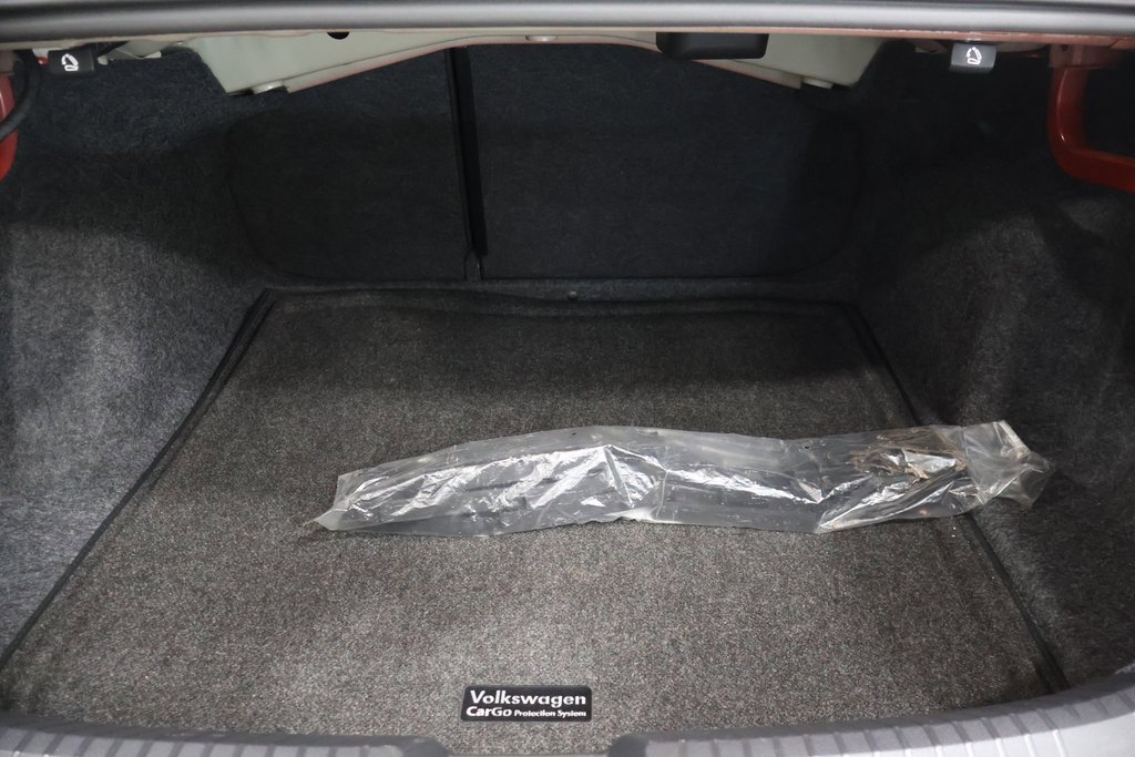 Used 2023 Volkswagen Jetta SE image 25