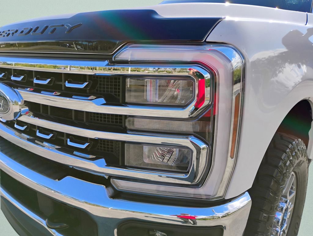 Used 2024 Ford F250 Lariat image 13
