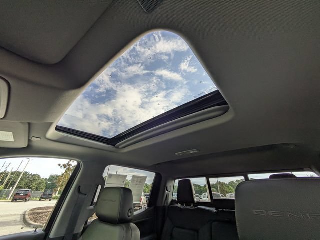 Used 2019 GMC Sierra 1500 Denali w/ Denali Ultimate Package AWD/4WD image 19
