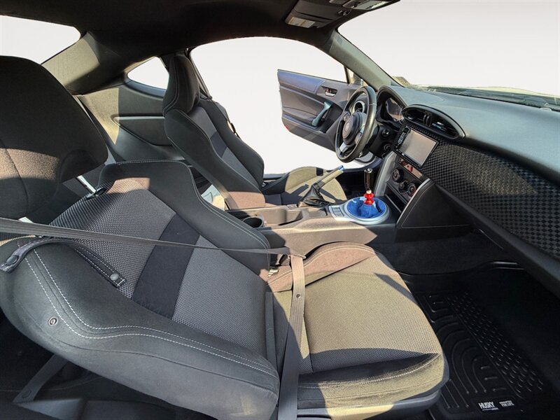 Used 2017 Toyota 86 RWD image 22
