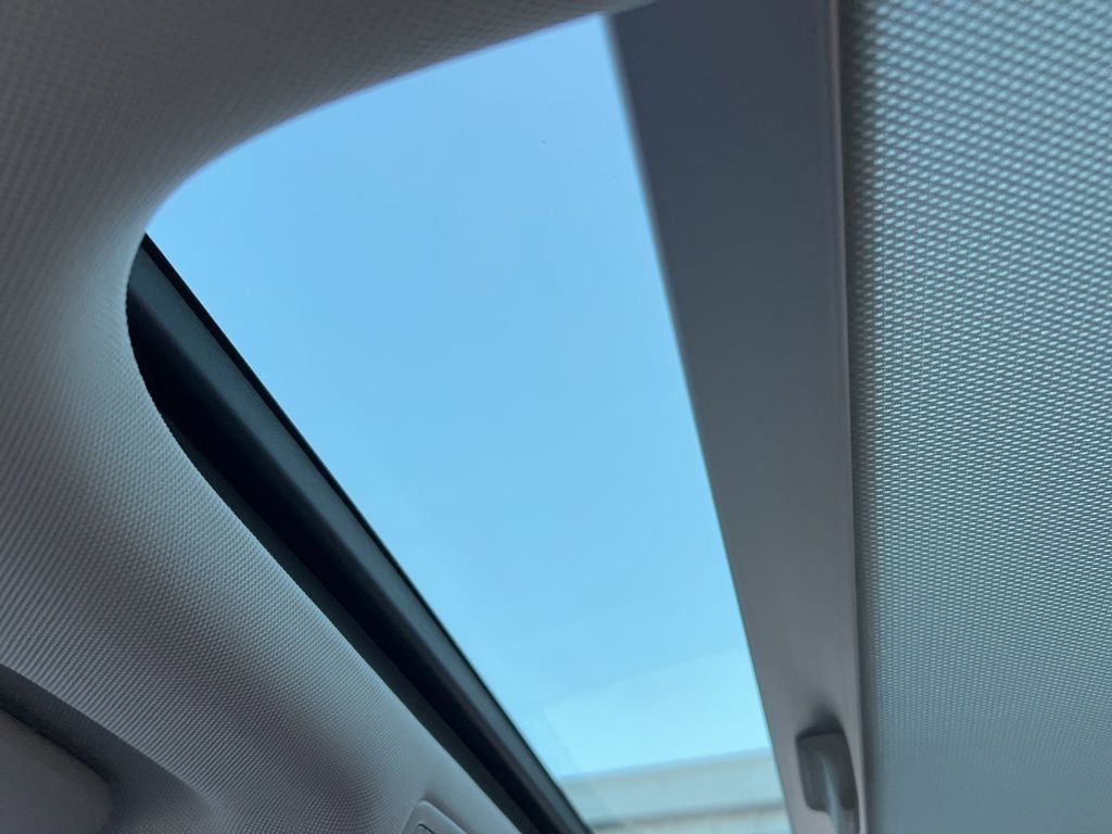 Used 2021 Volkswagen Jetta SEL Premium image 24