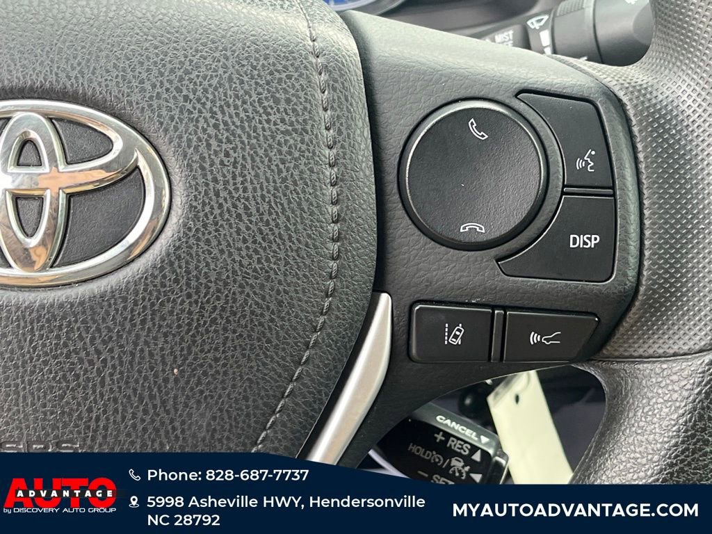 Used 2019 Toyota Corolla LE image 17