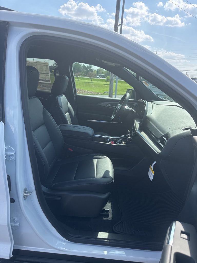 New 2026 Chevrolet Traverse LT FWD image 48