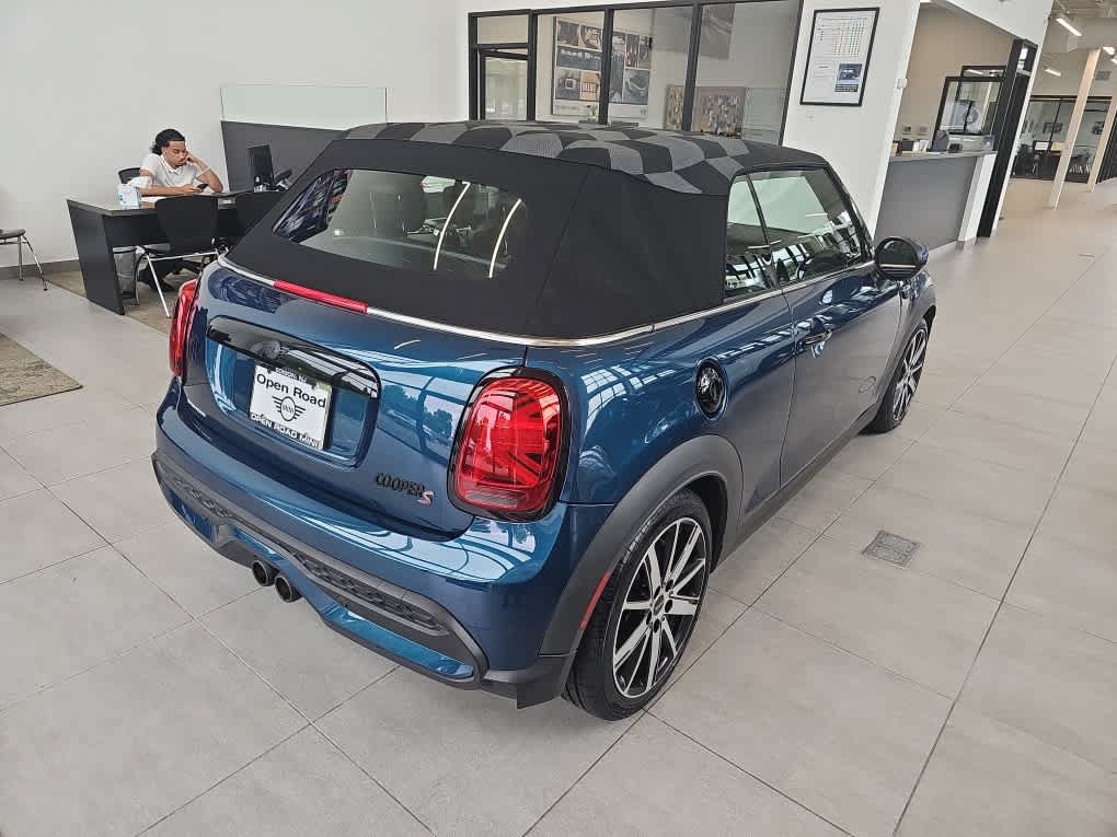 Used 2022 MINI Cooper S w/ Sidewalk Package FWD image 6
