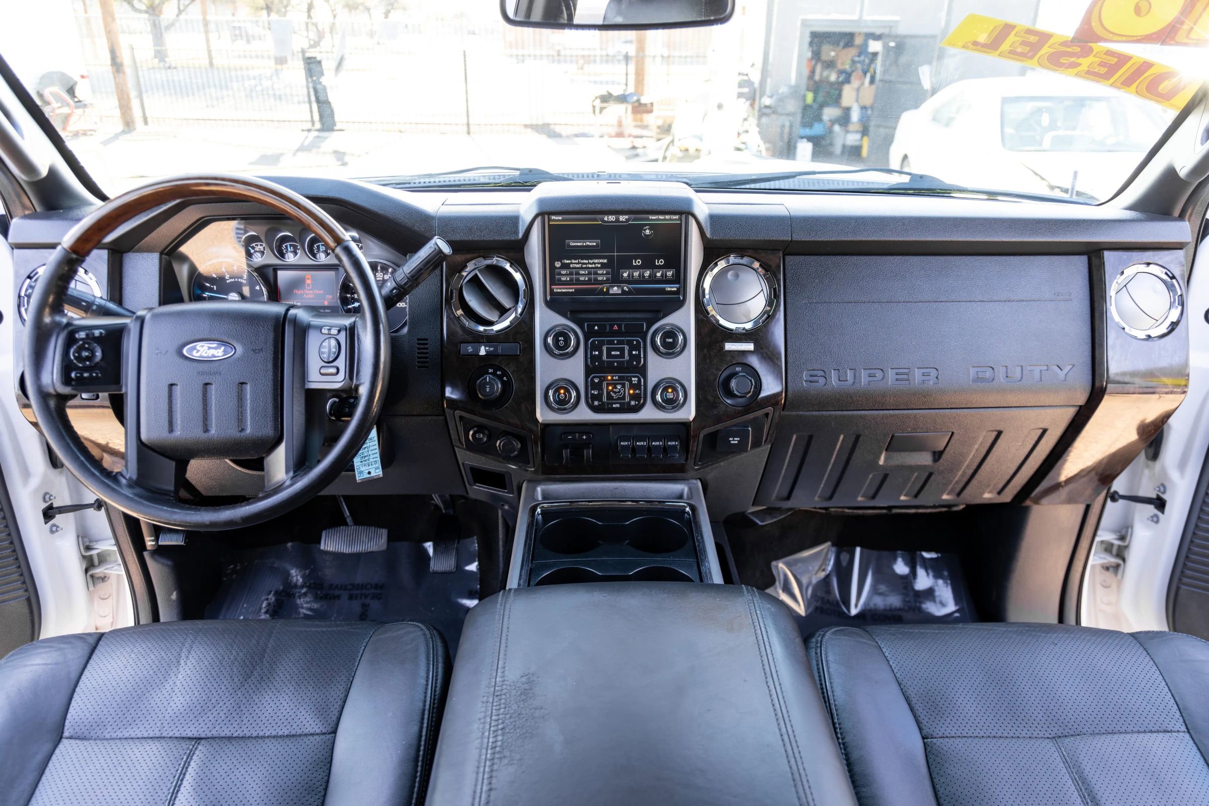 Used 2016 Ford F350 Platinum w/ FX4 Off-Road Package AWD/4WD image 18