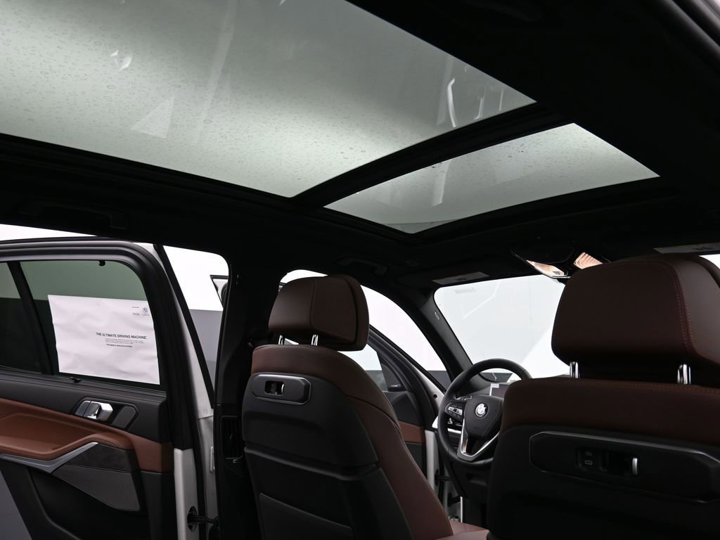 New 2026 BMW X5 xDrive40i AWD/4WD image 19
