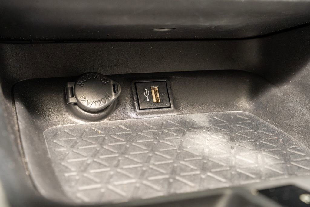 Used 2024 Toyota RAV4 XLE Premium image 17