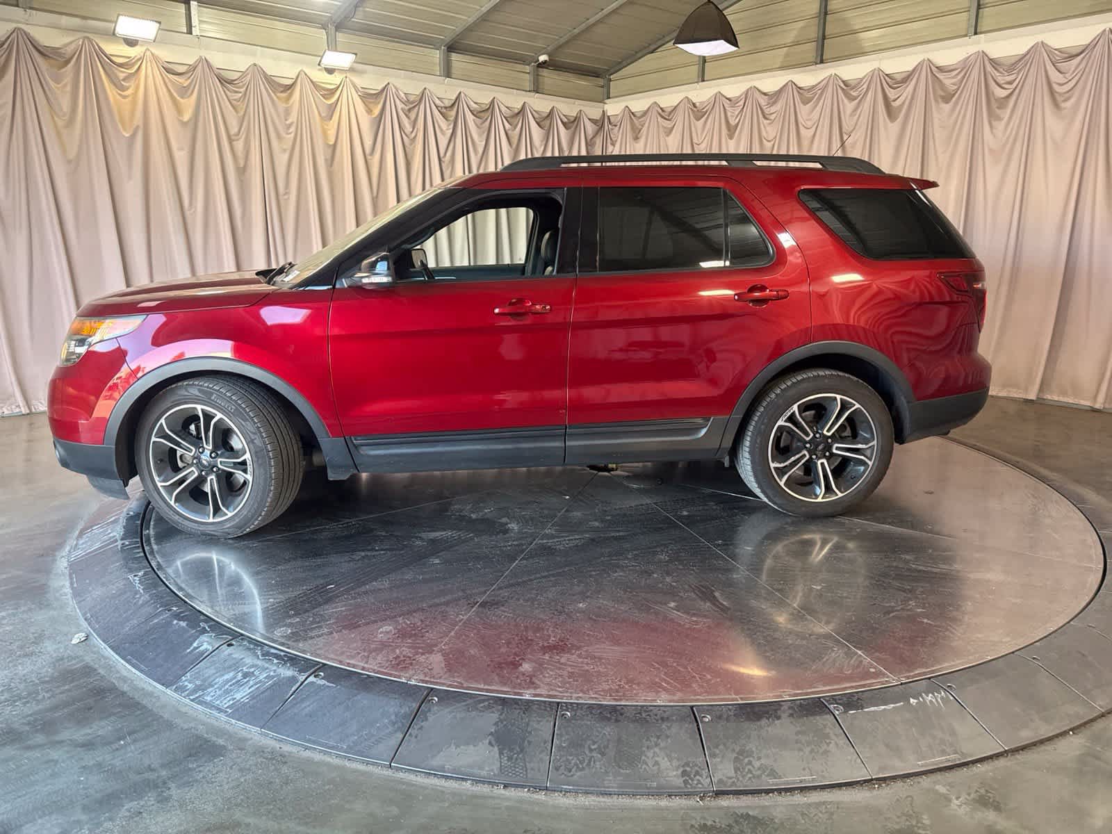 Used 2015 Ford Explorer Sport w/ Equipment Group 401A AWD/4WD image 7