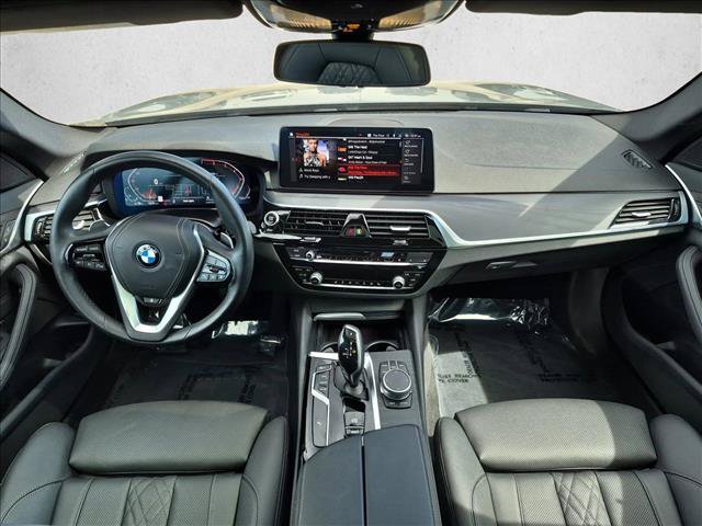 Used 2022 BMW 530i xDrive w/ Convenience Package AWD/4WD image 19