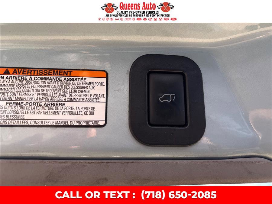 Used 2017 Toyota Sienna XLE image 34