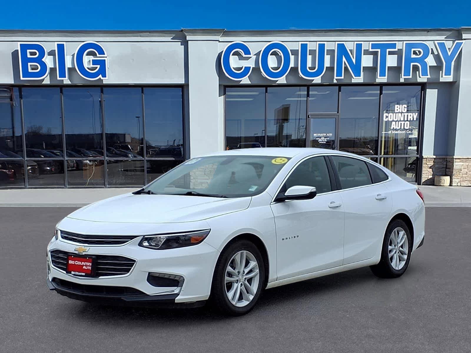 Used 2017 Chevrolet Malibu LT FWD image 1