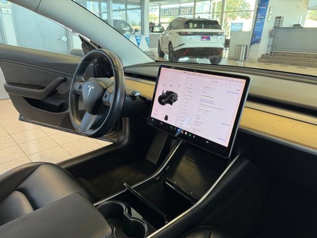 Used 2018 Tesla Model 3 Mid Range RWD image 25