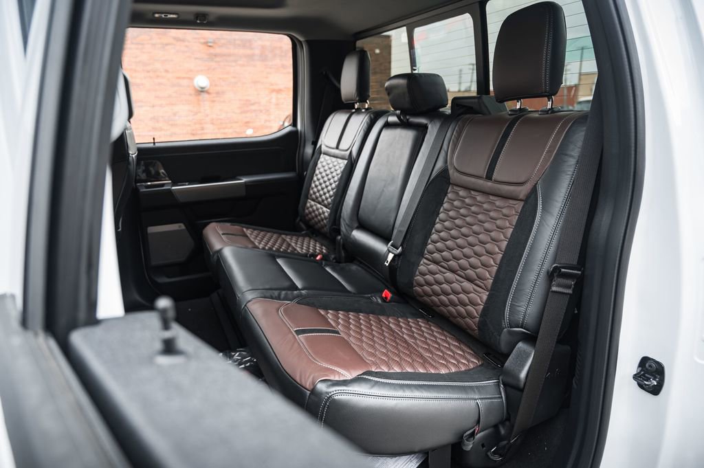 New 2026 Ford F250 Lariat w/ Black Appearance Package AWD/4WD image 15