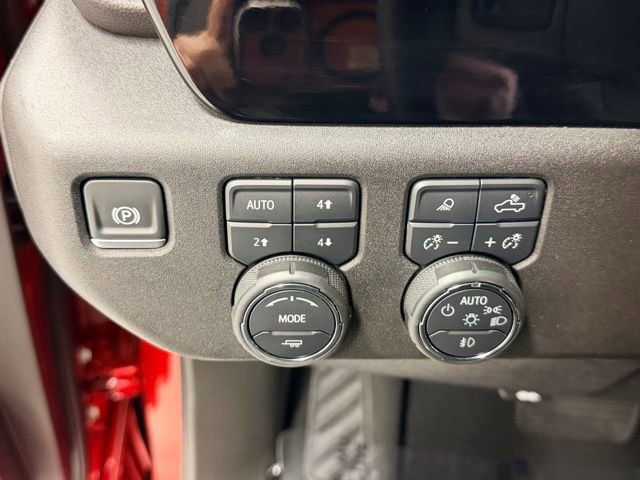 Certified 2024 Chevrolet Silverado 2500 LTZ w/ LTZ Convenience Package image 19