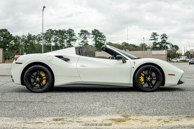 Used 2017 Ferrari 488 Spider image 8