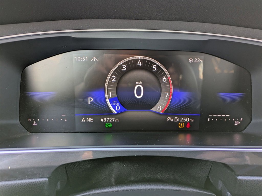 Used 2024 Volkswagen Tiguan SE image 20