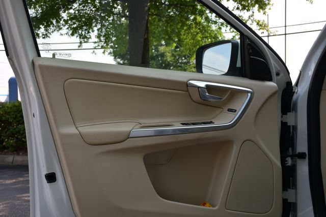 Used 2015 Volvo XC60 T5 Premier FWD image 11