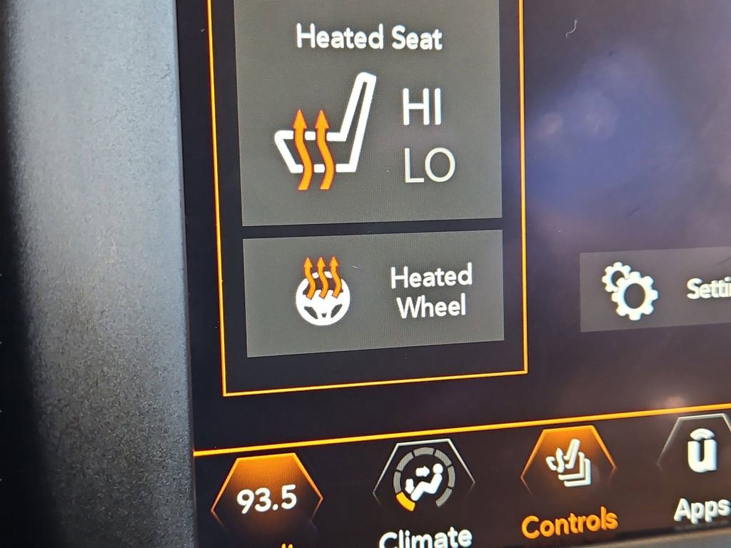 Used 2022 Jeep Renegade Latitude w/ Convenience Group image 20