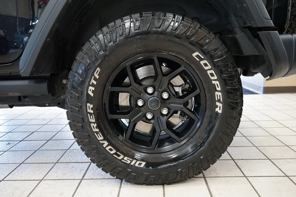 Used 2024 Jeep Wrangler Unlimited AWD/4WD image 57