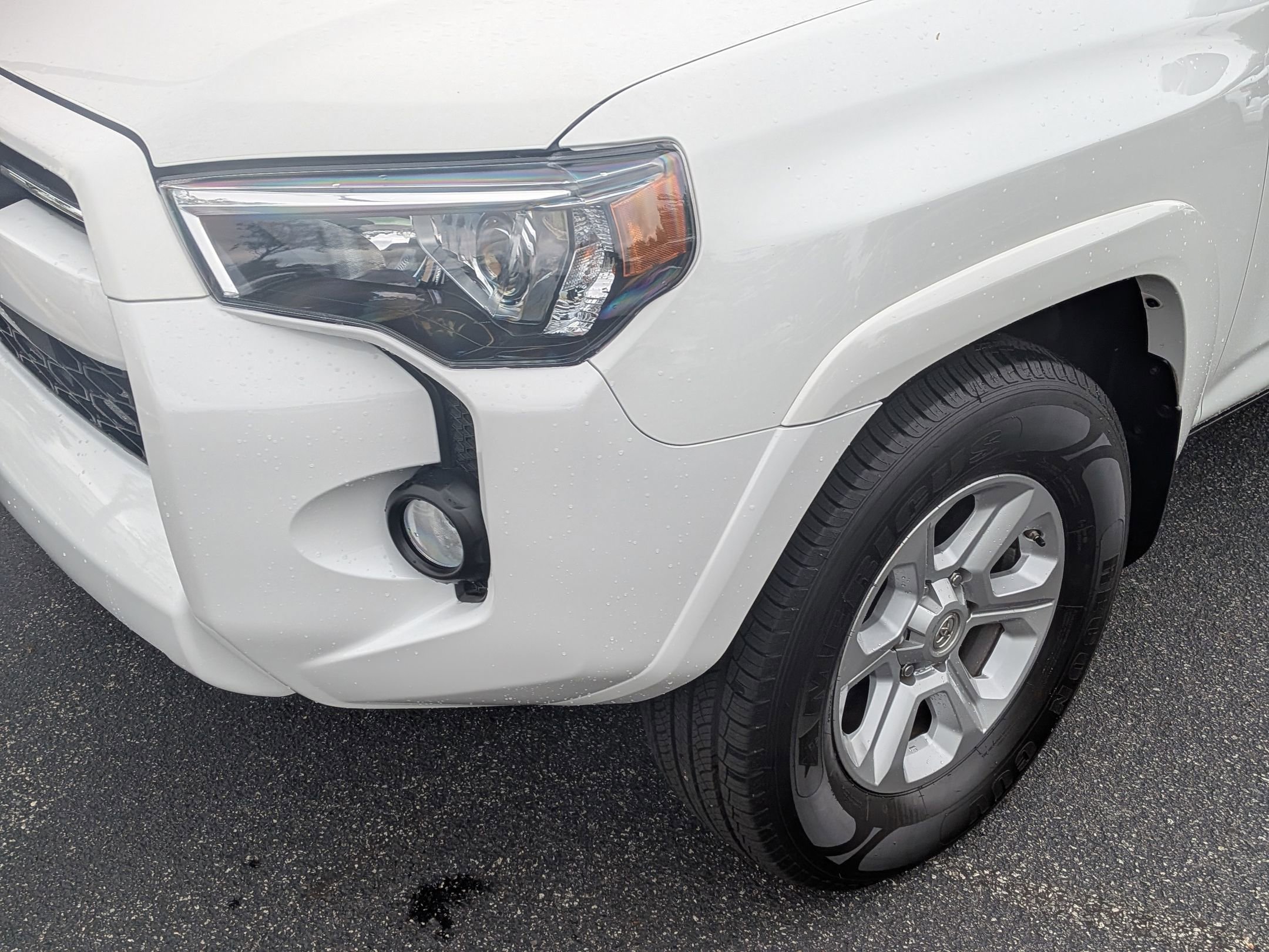 Used 2020 Toyota 4Runner SR5 Premium w/ Moonroof Package AWD/4WD image 11