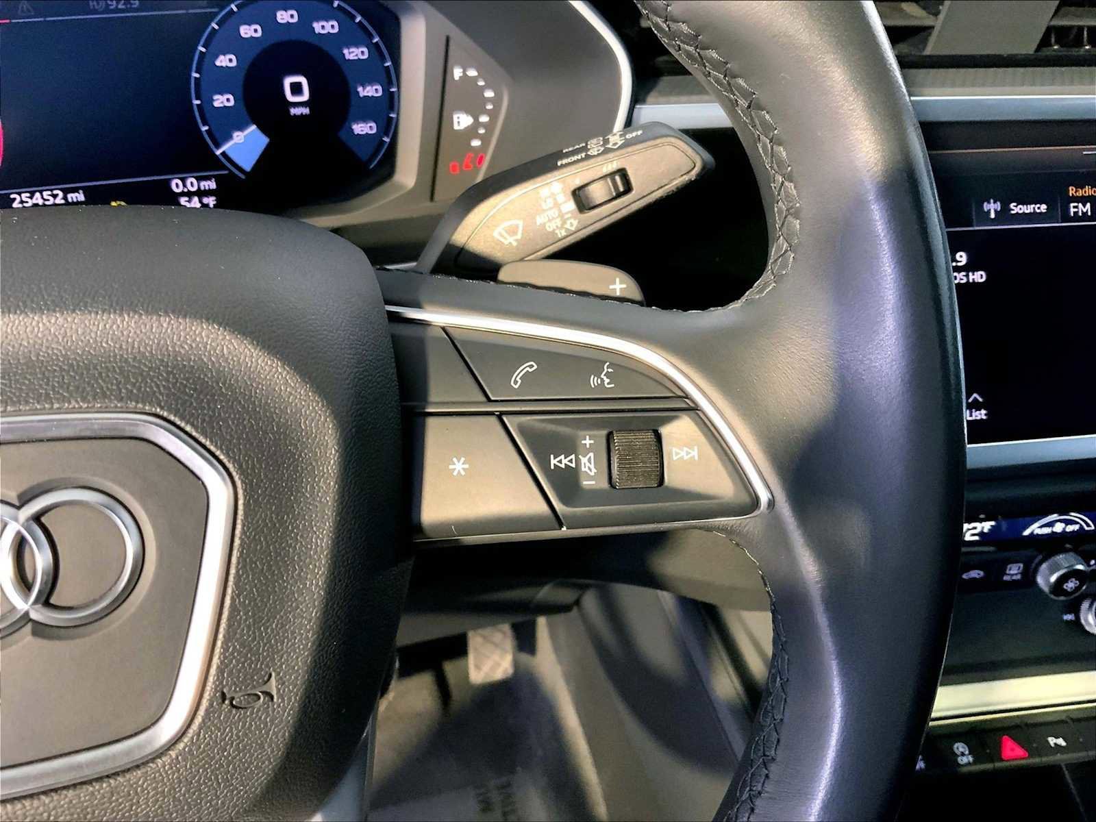 Used 2021 Audi Q3 2.0T Premium image 28