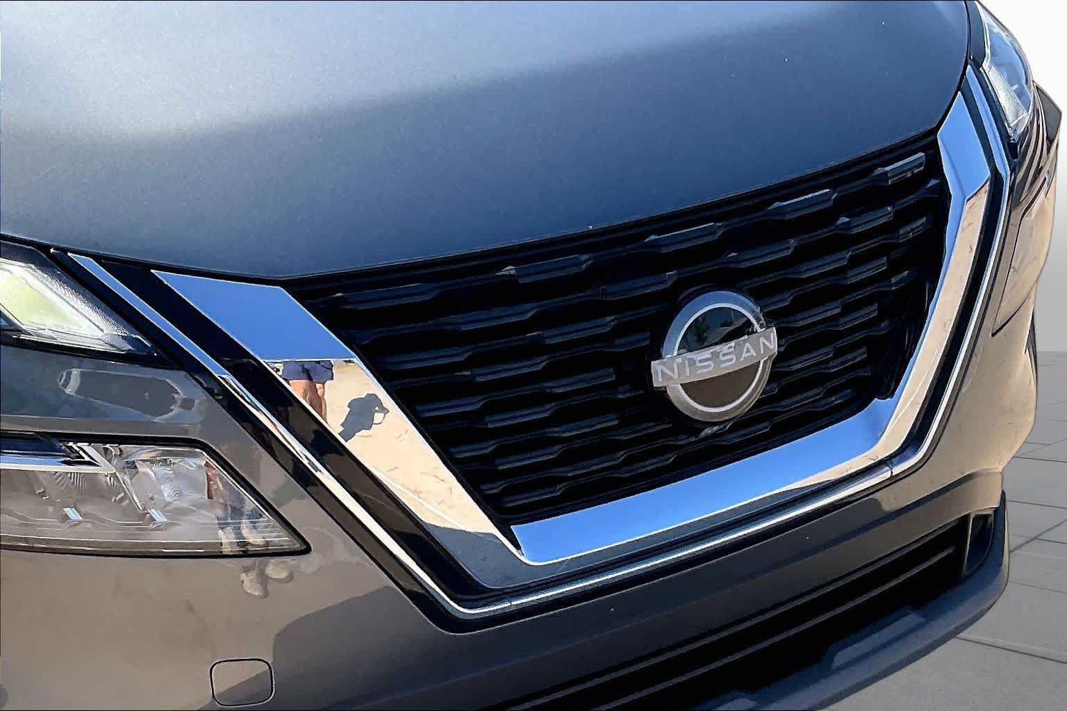 Used 2023 Nissan Rogue SV w/ SV Premium B Package AWD/4WD image 29