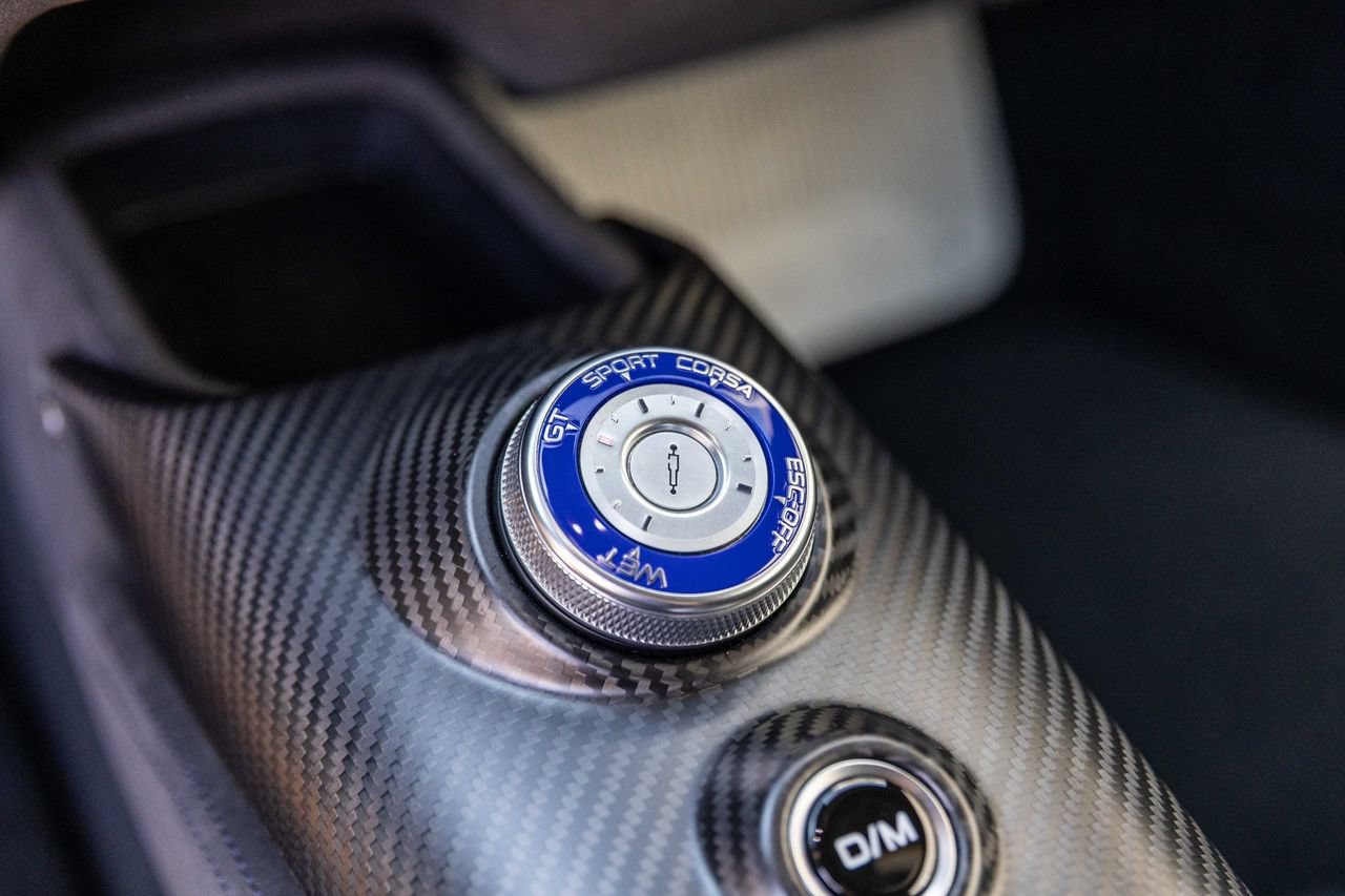 Used 2022 Maserati MC20 Coupe RWD image 32