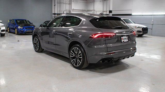 Used 2023 Maserati Grecale GT image 5