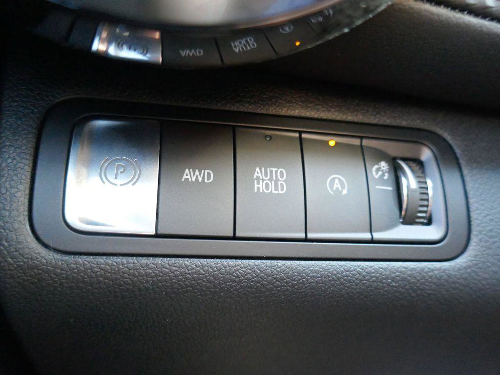 New 2026 Chevrolet Equinox LT image 17