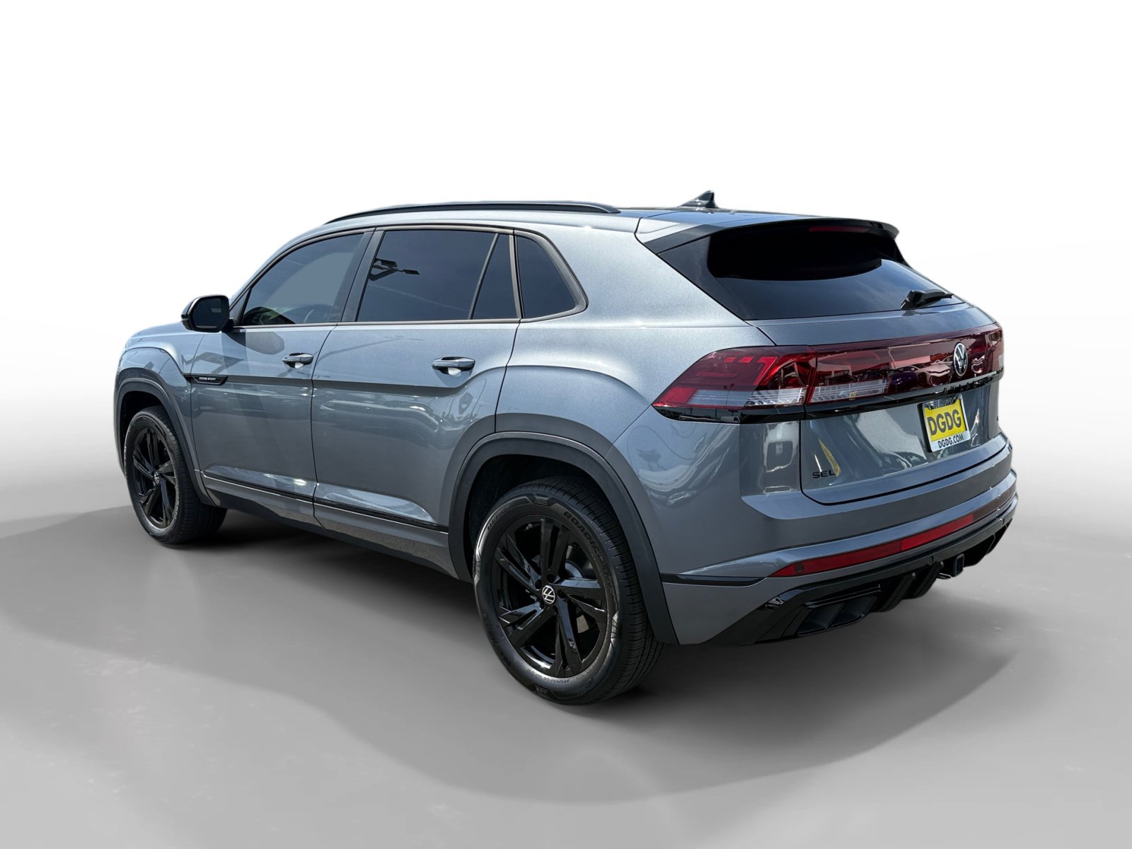 Certified 2025 Volkswagen Atlas Cross Sport SEL R-Line AWD/4WD image 3