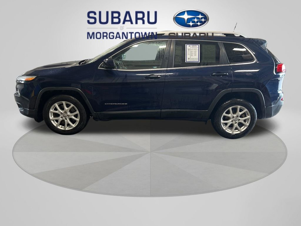 Used 2016 Jeep Cherokee Latitude FWD image 1