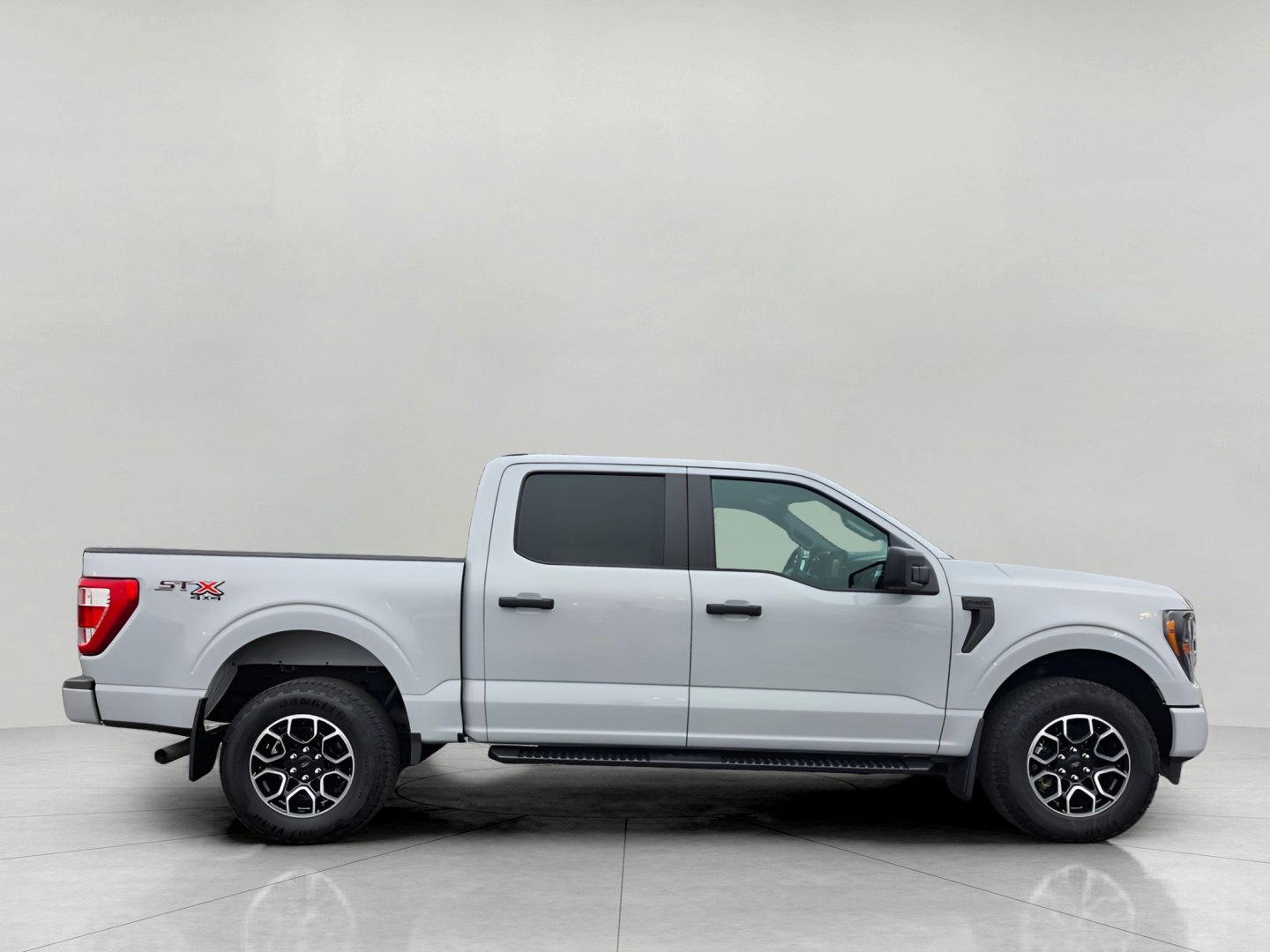 Used 2023 Ford F150 XL w/ STX Appearance Package image 4
