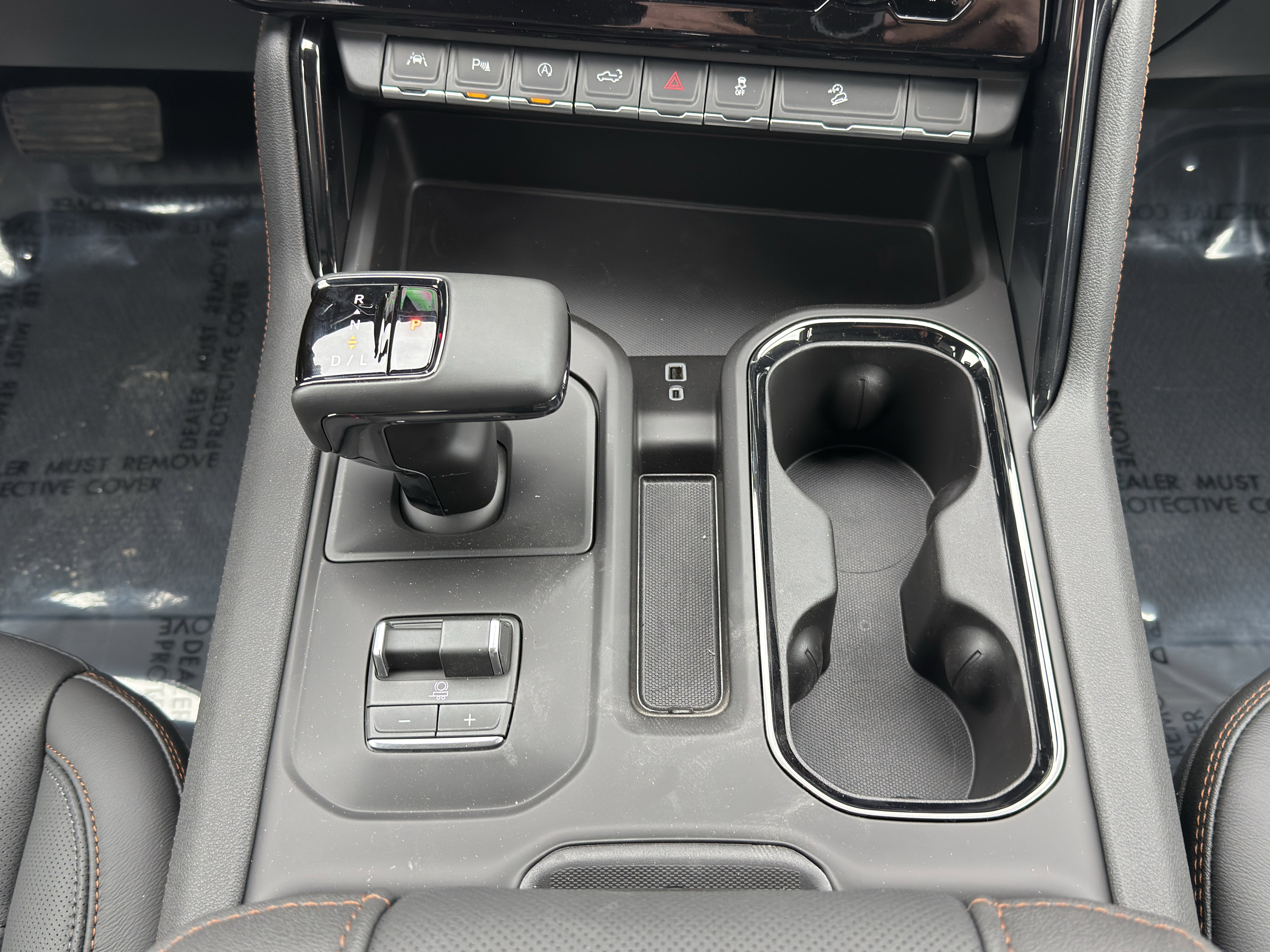 New 2026 GMC Sierra 1500 AT4 w/ AT4 Premium Package AWD/4WD image 40