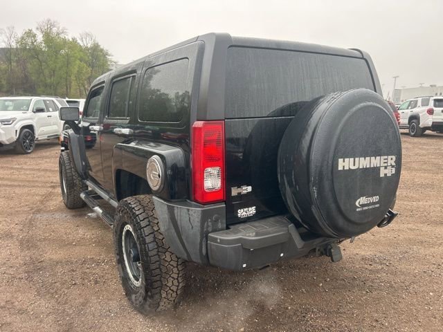 Used 2007 HUMMER H3 Luxury AWD/4WD image 3