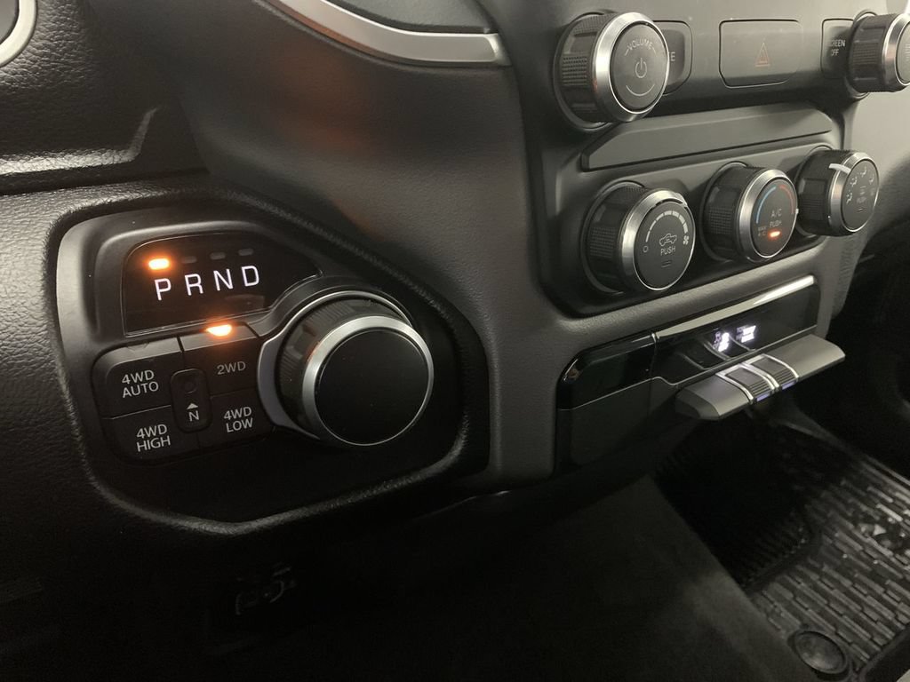 Used 2022 RAM 1500 Big Horn AWD/4WD image 43