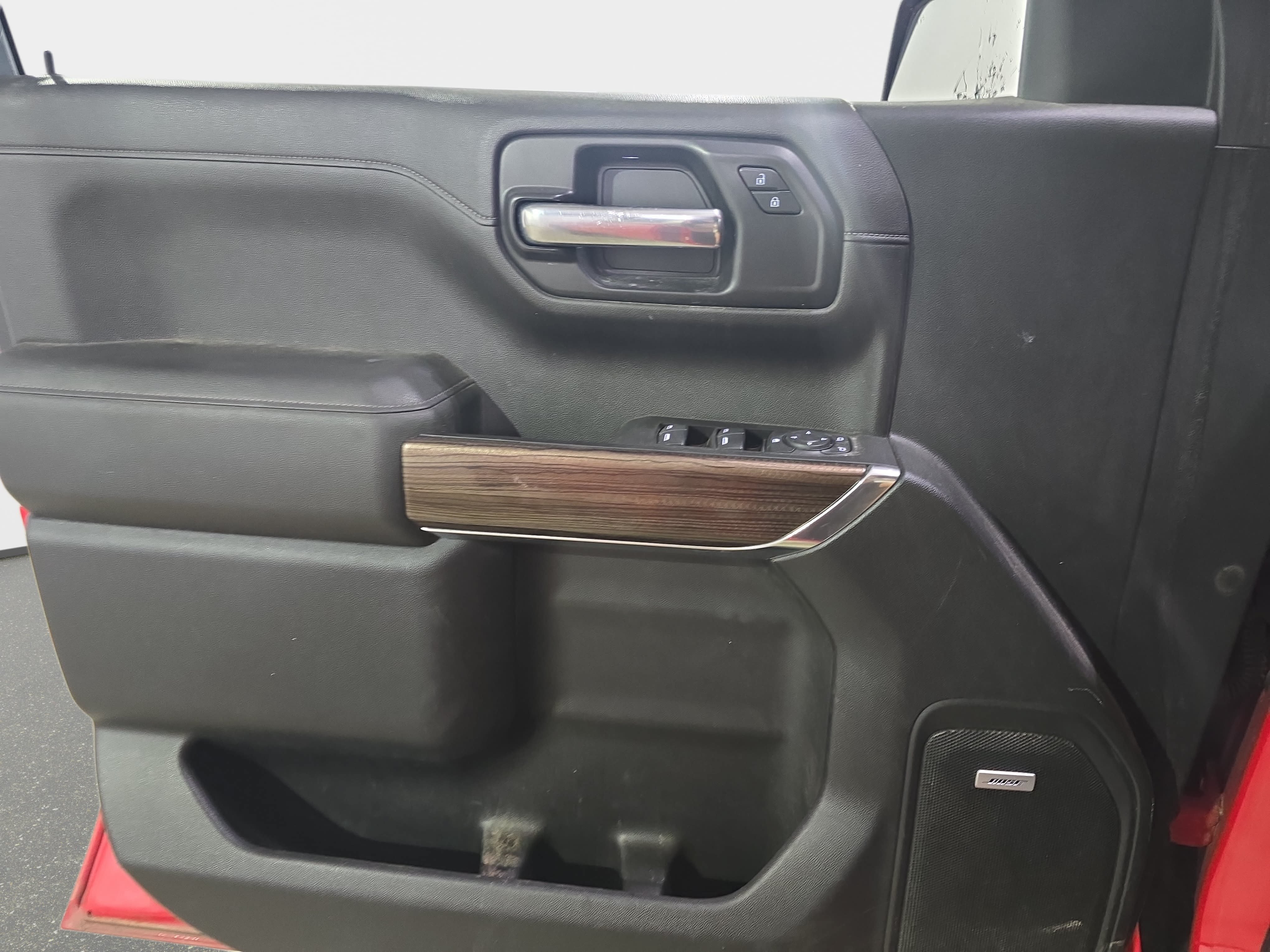 Used 2021 Chevrolet Silverado 1500 LT Trail Boss w/ Convenience Package II AWD/4WD image 24
