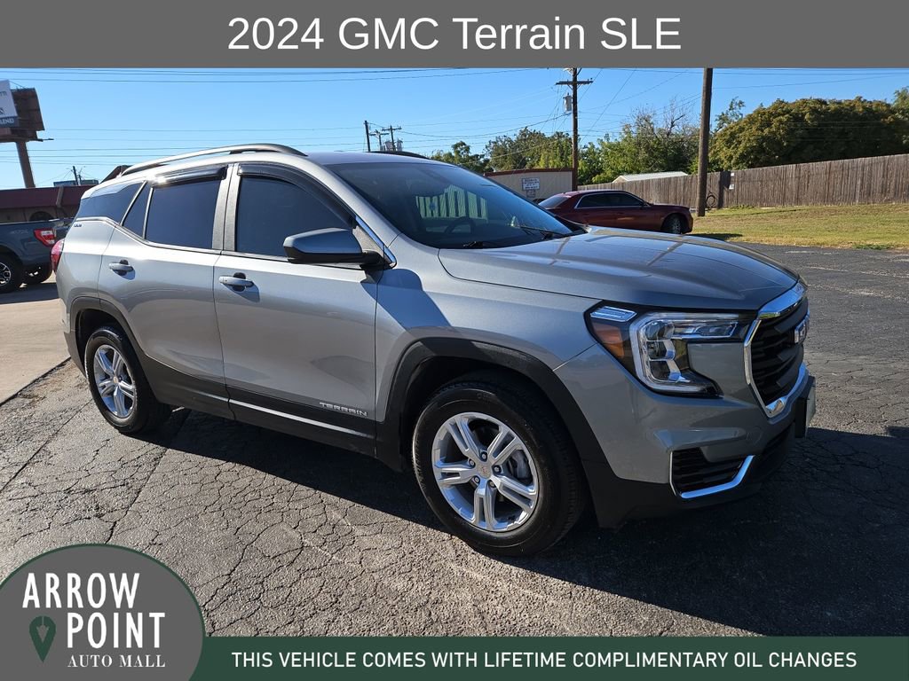 Used 2024 GMC Terrain SLE w/ Driver Convenience Package