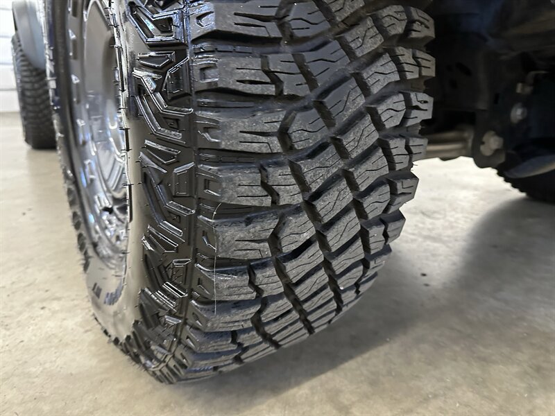 Used 2023 Ford Bronco Badlands AWD/4WD image 11