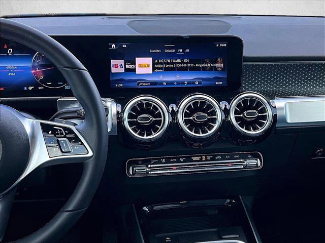 Used 2026 Mercedes-Benz GLB 250 image 8