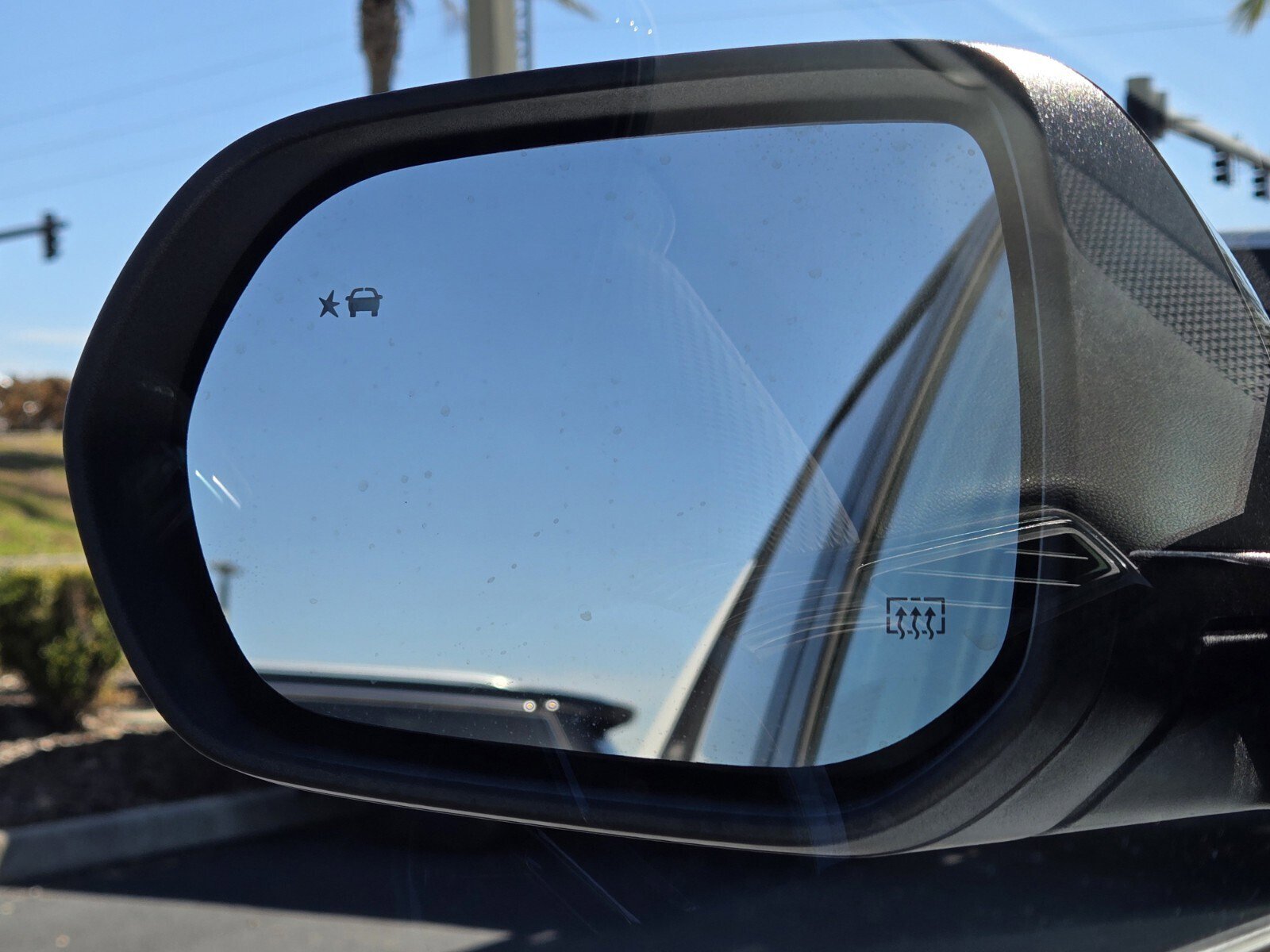 New 2026 Chevrolet Equinox LT w/ Convenience Package II image 13