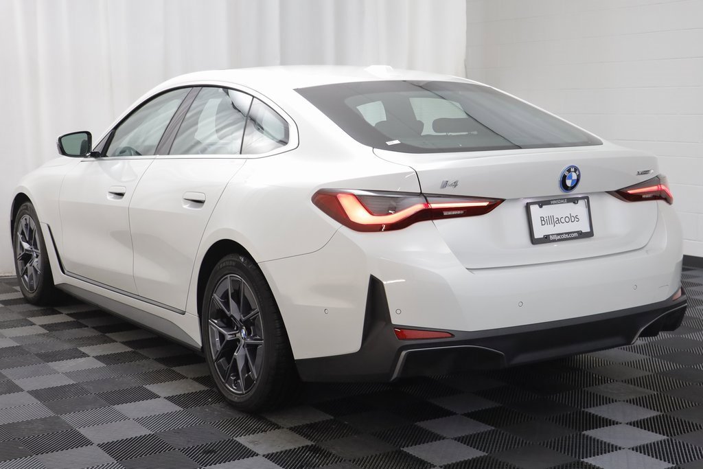 Used 2025 BMW i4 xDrive40i image 14