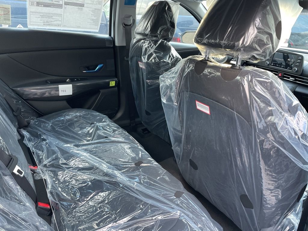 New 2026 Hyundai Elantra Blue image 11